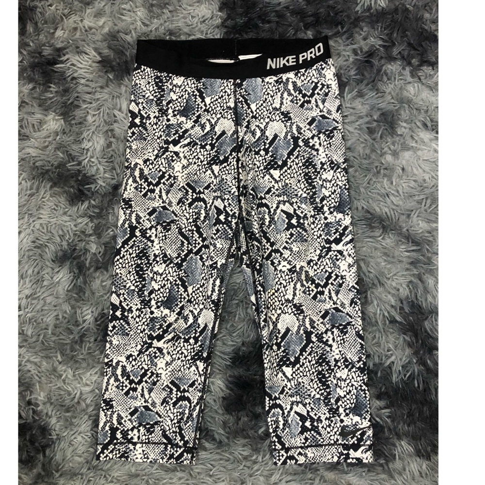 Nike pro leggings - Picture 2 of 7